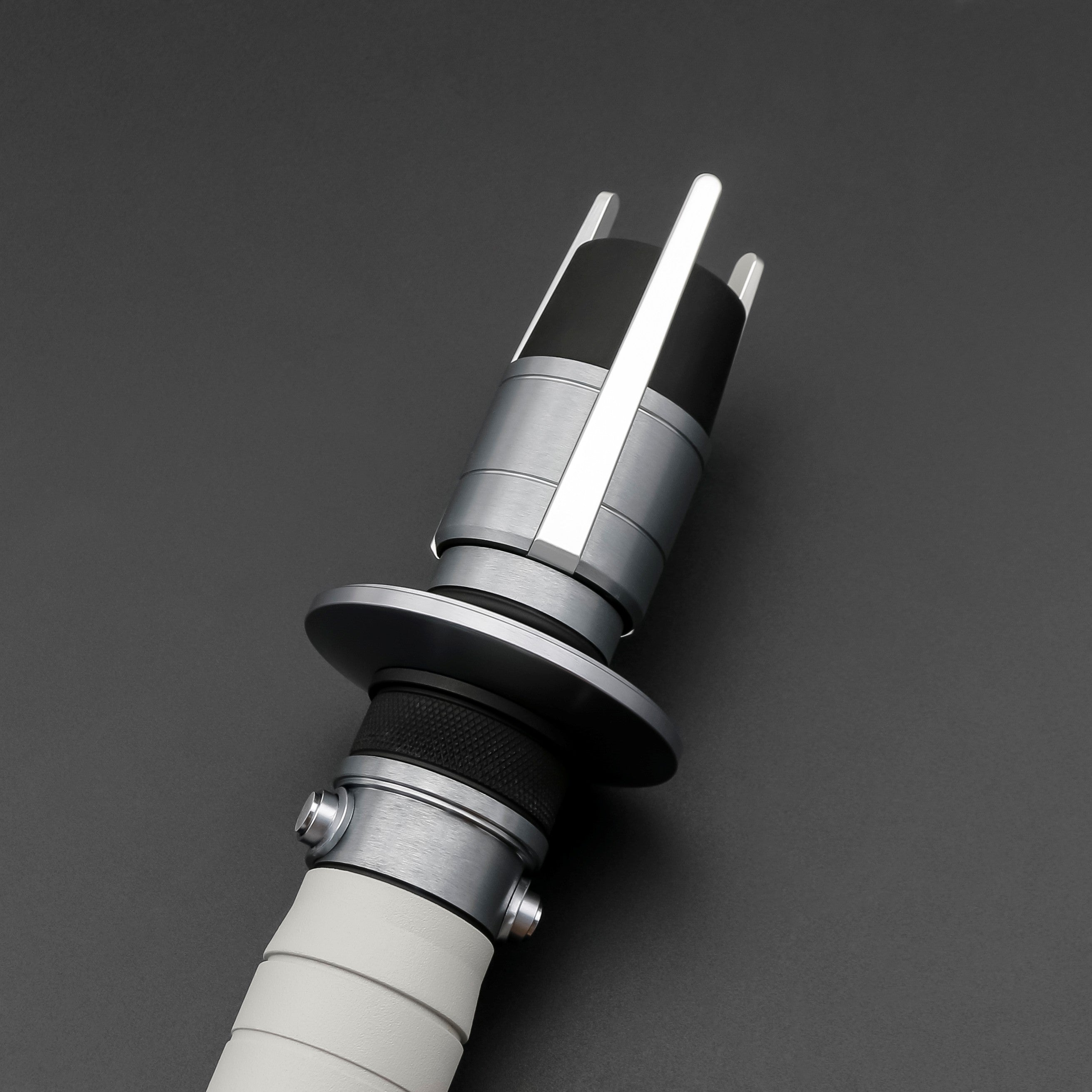 Shin Hati Lightsaber